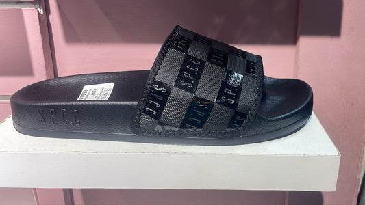 SPCC Dermott Slider Black